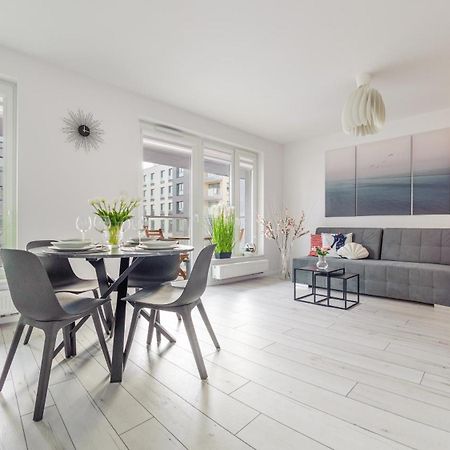 Apartamenty Sun & Snow Przystan Letnica Gdańsk Exteriör bild
